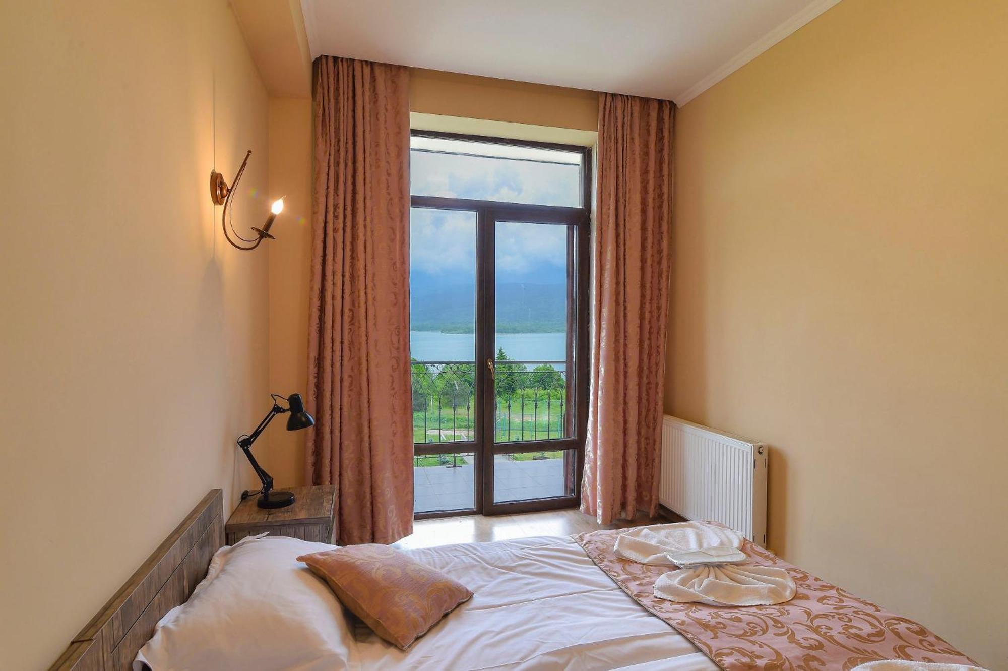 Hotel Shaori Nikortsminda Bagian luar foto
