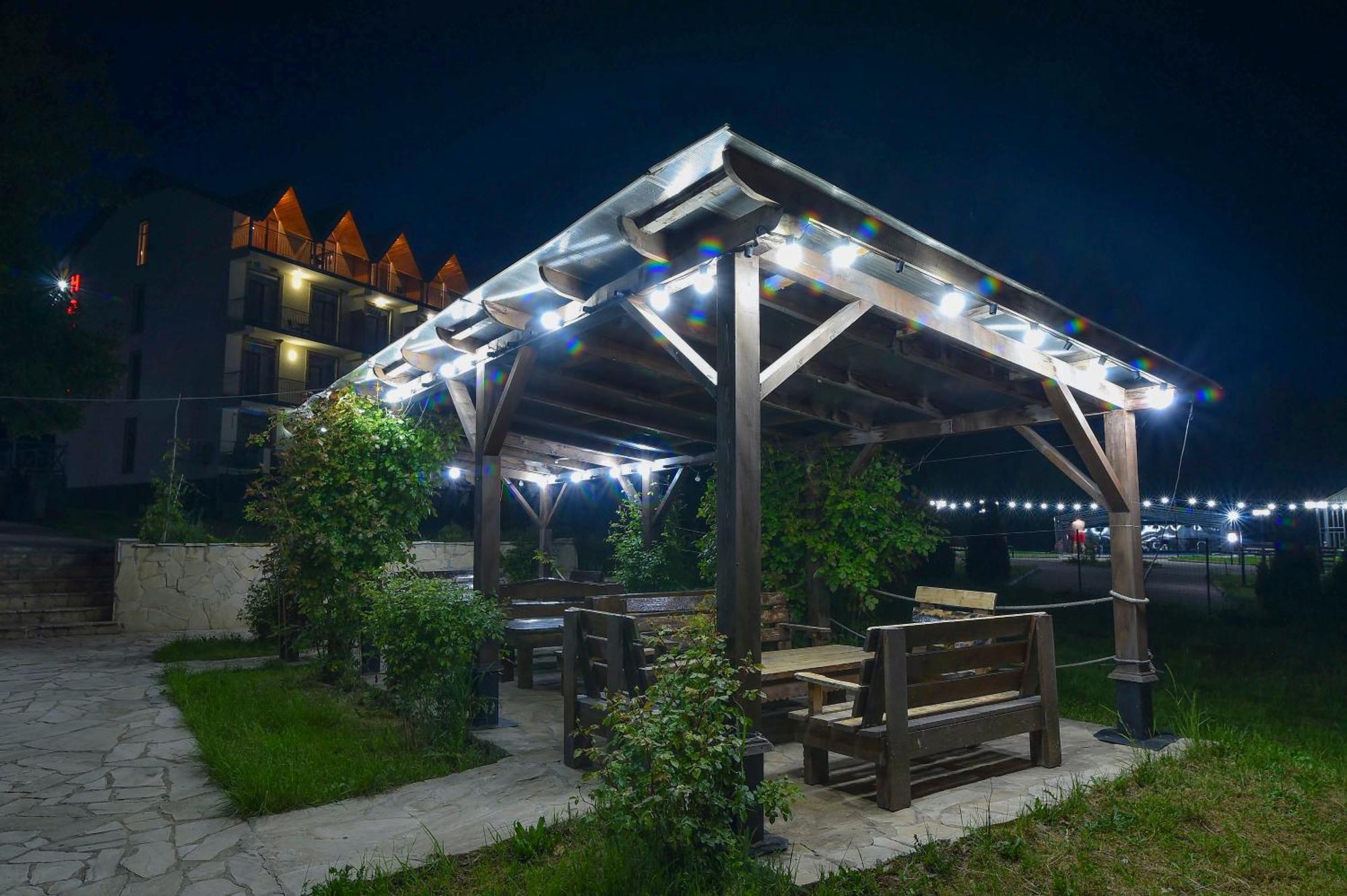 Hotel Shaori Nikortsminda Bagian luar foto