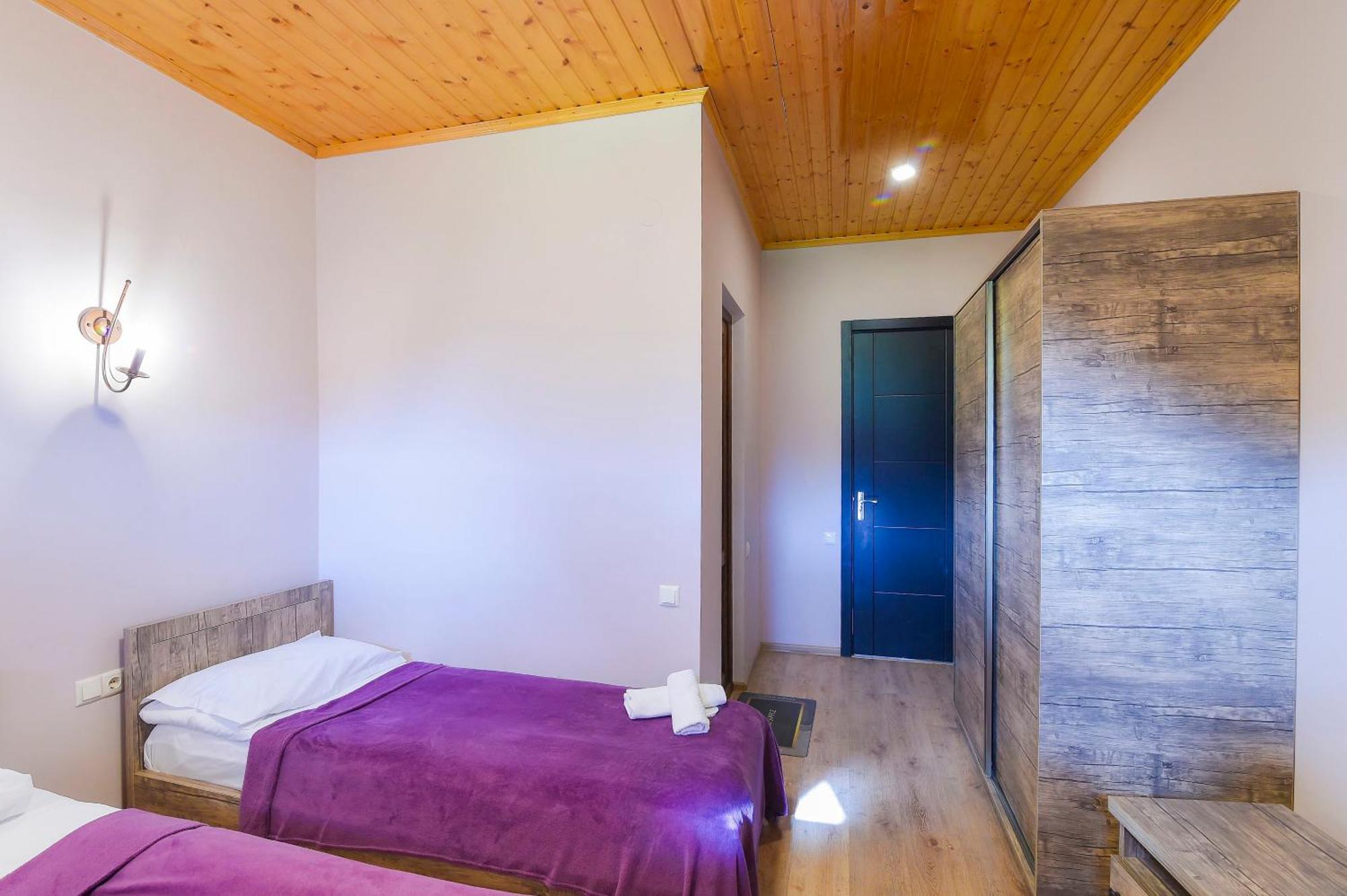 Hotel Shaori Nikortsminda Bagian luar foto
